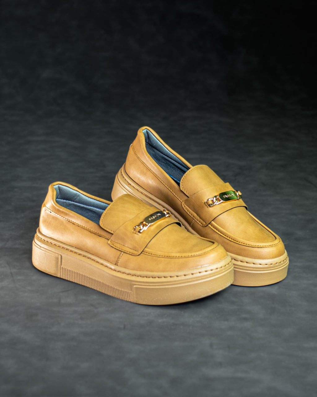 RoyalStep – Mocasines Clásicos con Detalle Metálico