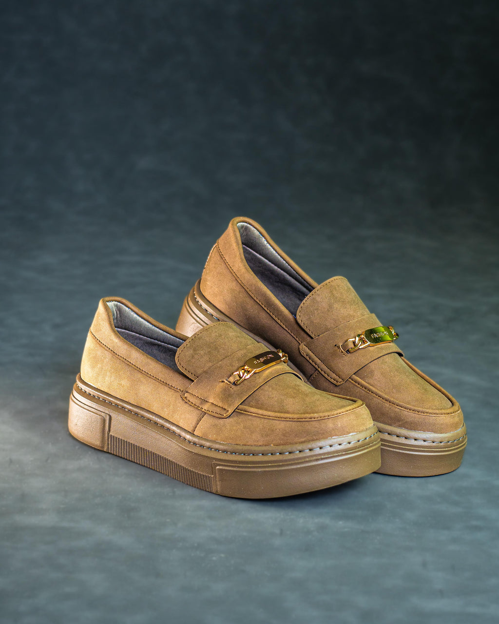 RoyalStep – Mocasines Clásicos con Detalle Metálico