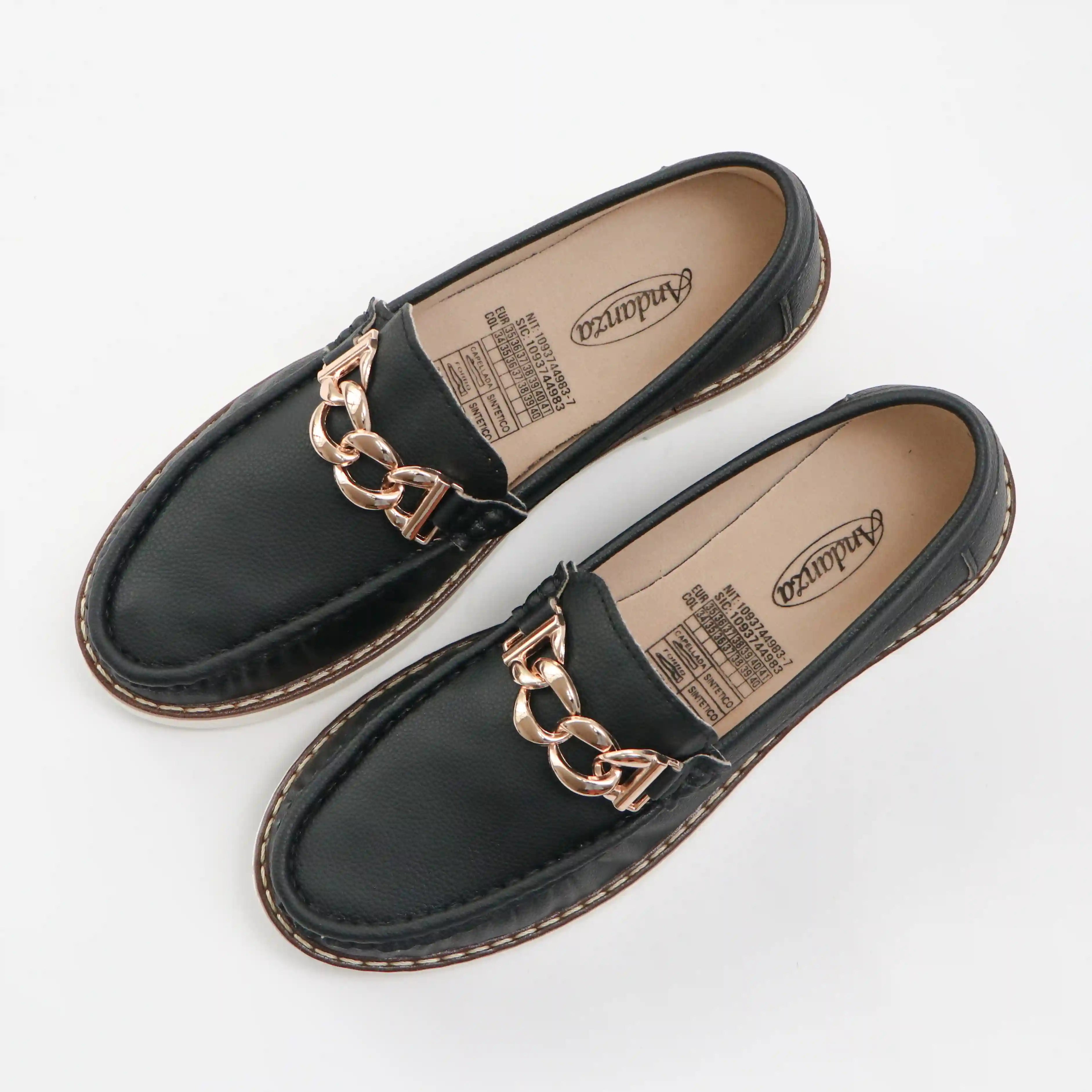 Bolichero con cadena – Luce elegante y cómoda en todo momento